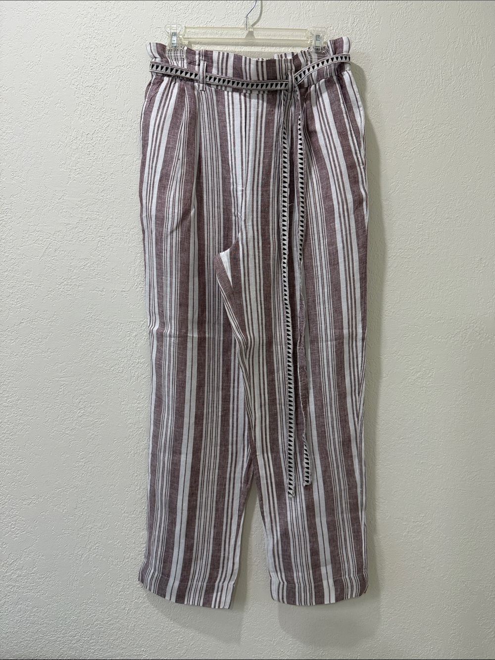 H&M White and Mauve Striped Drawstring Joggers